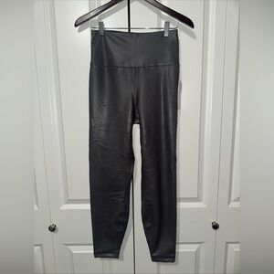 Yogalicious Faux Leather Lady Love Ankle Tights S NWT